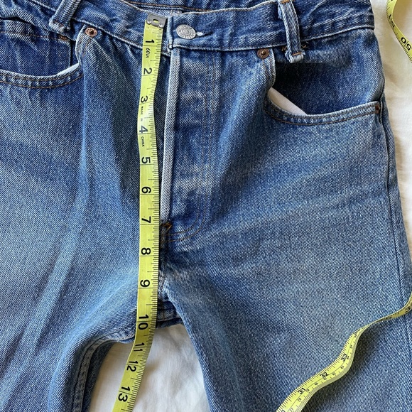 Vintage Authentic Levi’s Jeans - Picture 8 of 13
